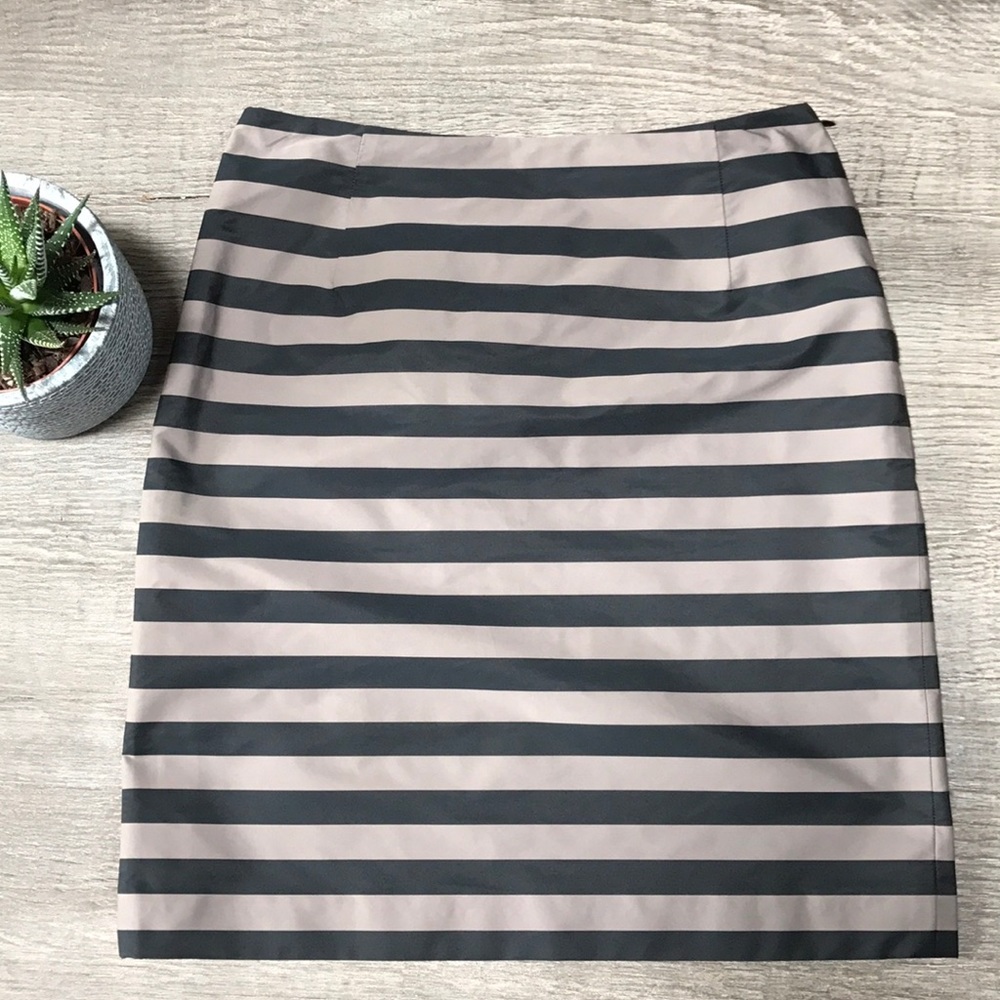 MaxMara weekend brown and black skirt.  Size 10